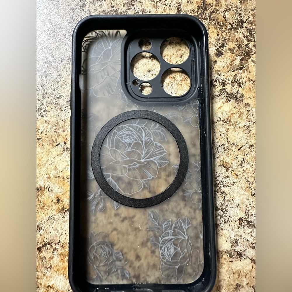 Floral Black Phone Case iPhone 14 Pro